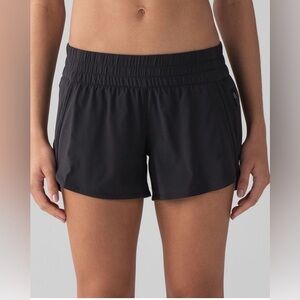 Lululemon Tracker Short V *4"